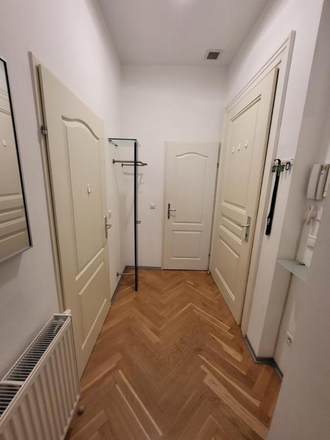 Cozynite Premium Apartment Hundertwasser فيينا المظهر الخارجي الصورة